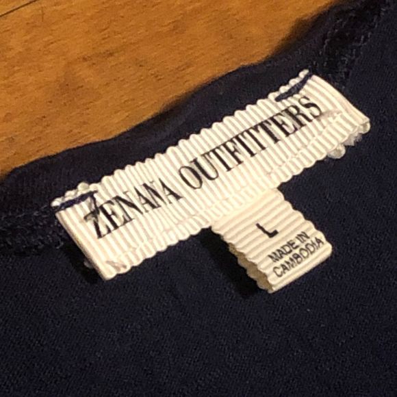 ZENANA OUTFITTERS TSHIRT - Picture 2 of 3